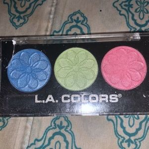 L.A. Colors 3 color eyeshadow palette